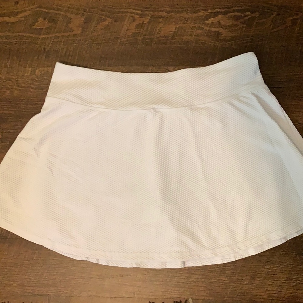 Women’s L White Kyodan tennis skirt/skort